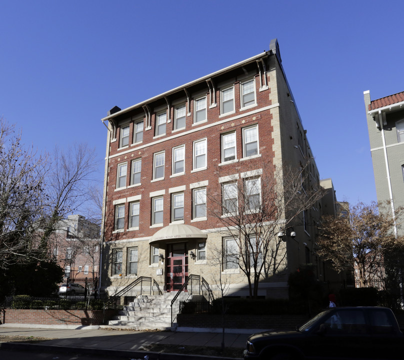 1475 Columbia Rd NW in Washington, DC - Foto de edificio