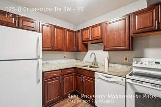 125 Clubhouse Dr SW in Leesburg, VA - Building Photo - Building Photo