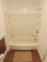 35 Railroad Ave in Griswold, CT - Building Photo - Building Photo