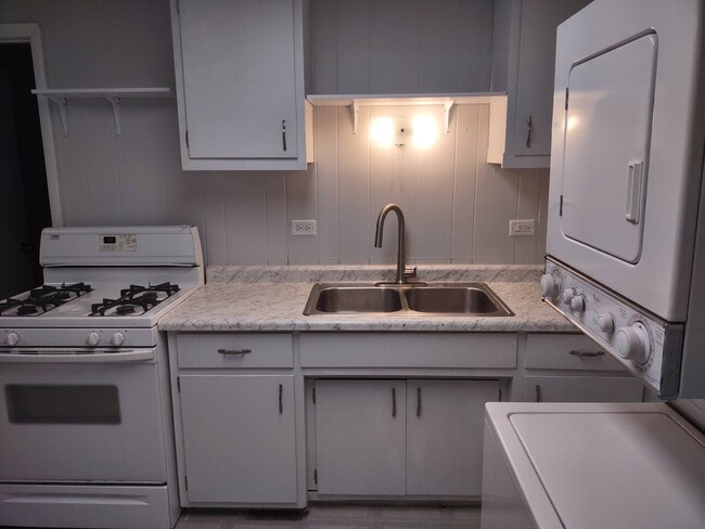 217 E Juliette St, Unit E