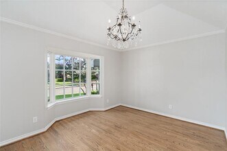 6135 Yellow Rock Trail in Dallas, TX - Building Photo - Building Photo