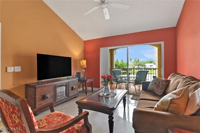 1195 Wildwood Lakes Blvd in Naples, FL - Building Photo - Building Photo