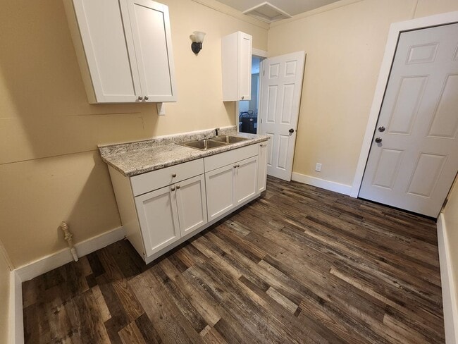 property at 545 E Union St