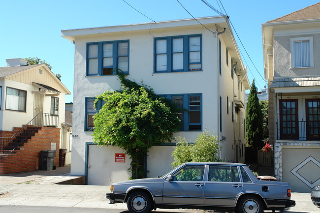 341 41st St in Oakland, CA - Foto de edificio - Building Photo