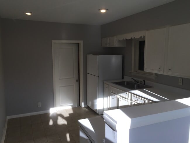 1180 6th St NW in Grand Rapids, MI - Foto de edificio - Building Photo