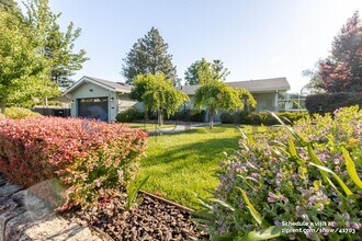 416 Claydon Way in Sacramento, CA - Building Photo - Building Photo