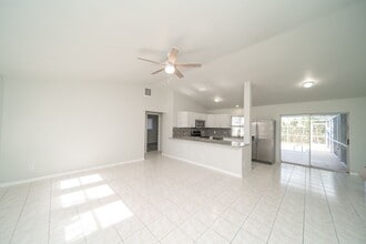 1813 NE 1st Terrace in Cape Coral, FL - Building Photo - Building Photo