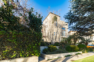 954 14th St in Santa Monica, CA - Foto de edificio - Building Photo