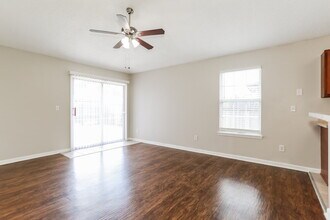 2938 Biloxi Trail in Middleburg, FL - Building Photo - Building Photo