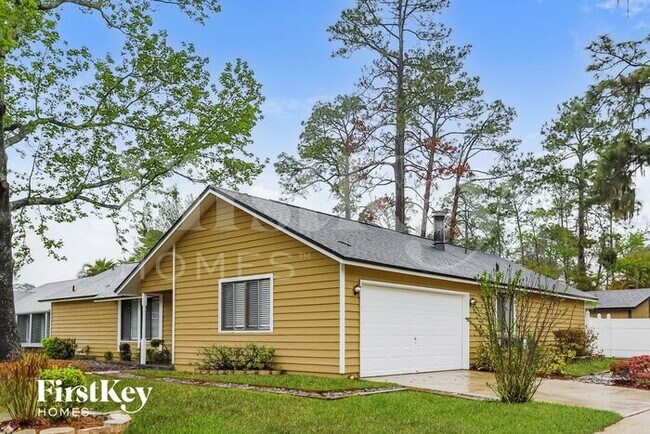 property at 3887 Mandarin Woods Dr S