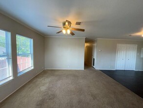 2511 Kavasar Dr in Dallas, TX - Building Photo - Building Photo