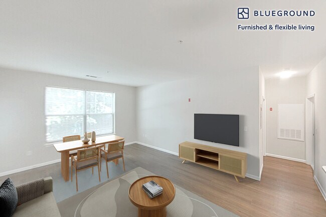 160 Boylston St in Newton, MA - Foto de edificio - Building Photo