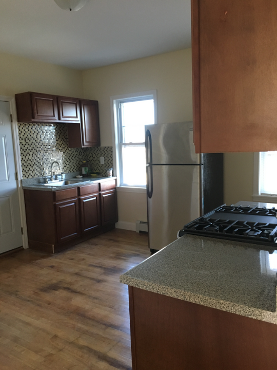 46 Maple St in Providence, RI - Building Photo