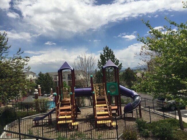 1662 S Deframe St in Lakewood, CO - Building Photo - Building Photo