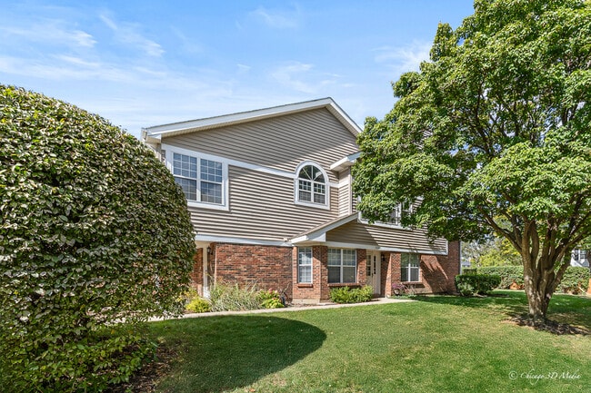 property at 522 W Happfield Dr