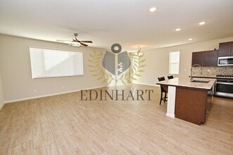 4052 Sussex Ave in Clovis, CA - Building Photo - Building Photo