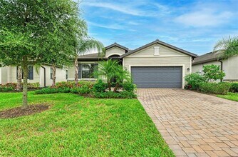 511 Fire Bush Ct in Bradenton, FL - Building Photo - Building Photo