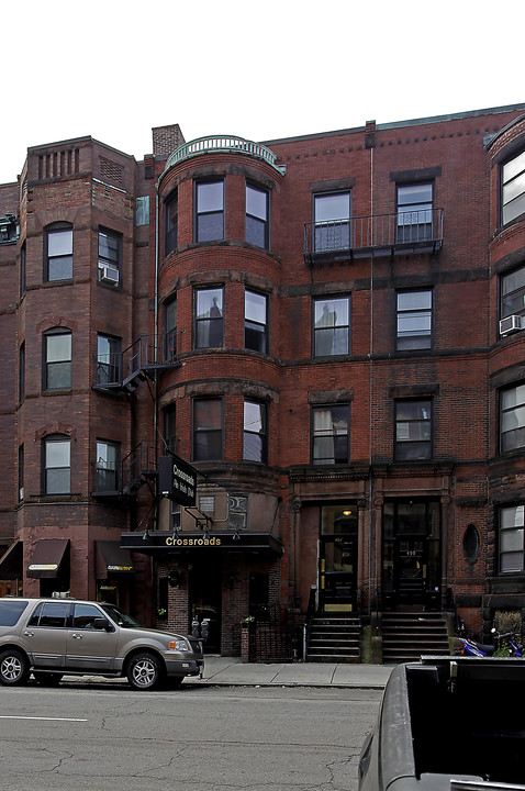 495 Beacon St in Boston, MA - Building Photo