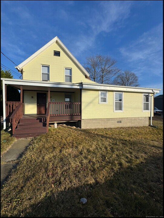 280 Mitchell St in Groton, CT - Building Photo