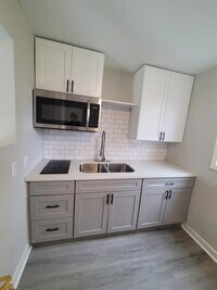 3126 Webster St photo'