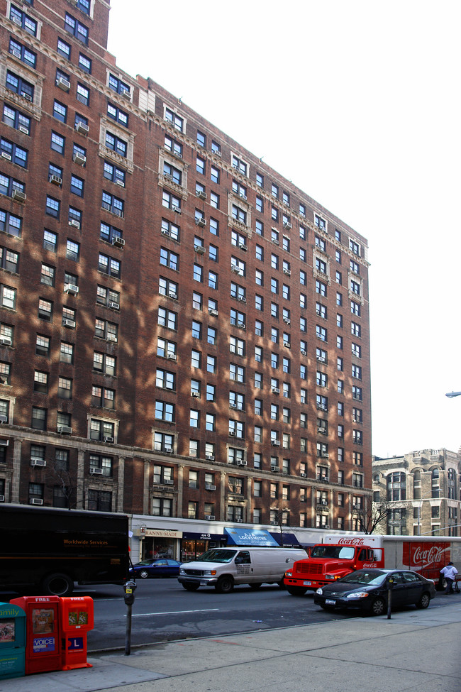 173 W 78th St in New York, NY - Building Photo - Building Photo