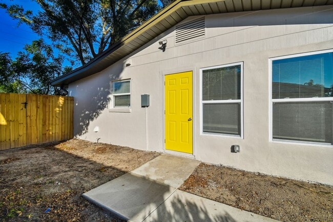property at 39041 Manor Dr