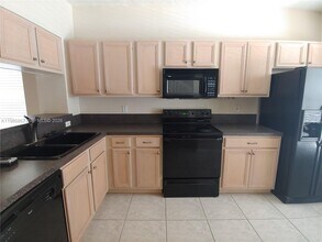 5071 Palmbrooke Cir in West Palm Beach, FL - Building Photo - Building Photo