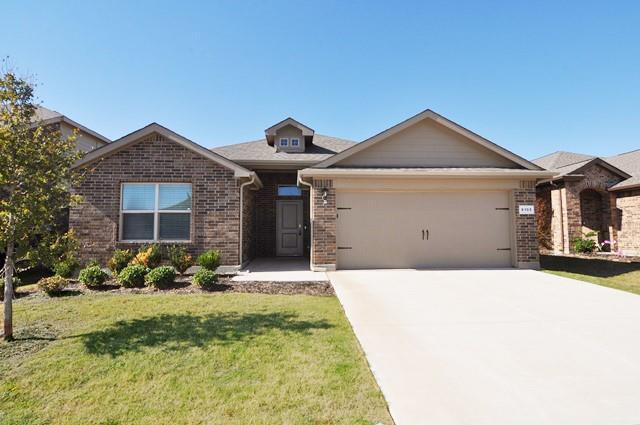 9105 Doverglen Dr in Fort Worth, TX - Building Photo