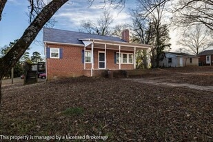 1420 Amhurst St in Albemarle, NC - Building Photo