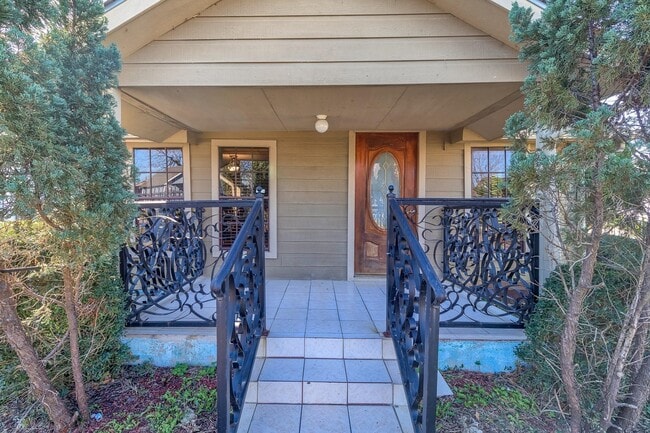 8004 Mendez St in Houston, TX - Building Photo - Building Photo