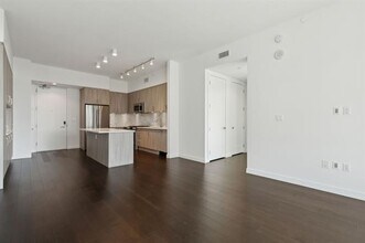 2120 Olive St in Dallas, TX - Building Photo - Building Photo