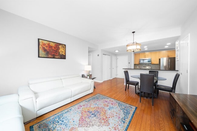 149 Essex St in Jersey City, NJ - Building Photo - Building Photo