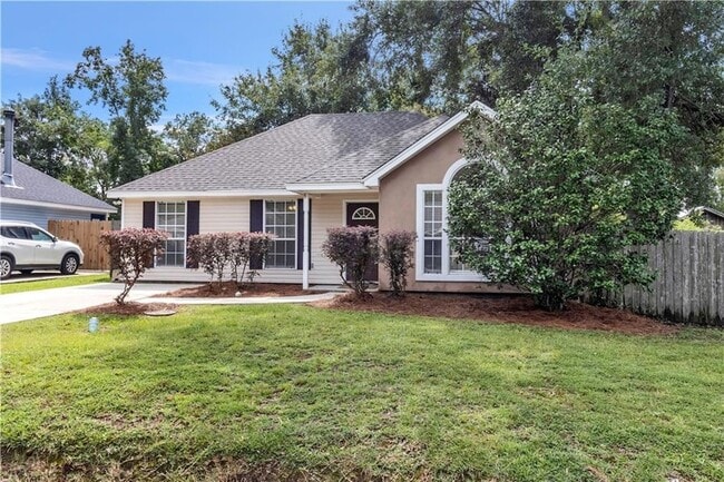 1366 Valmont St in Mandeville, LA - Building Photo - Building Photo