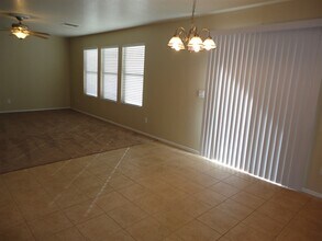 2205 E 35th Ave in Apache Junction, AZ - Building Photo - Building Photo