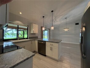 1450 Nottingham Dr in Naples, FL - Building Photo - Building Photo