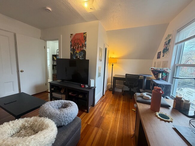 156 Morrison Ave, Unit 3 in Somerville, MA - Foto de edificio - Building Photo