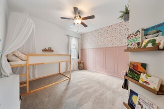 704 Hyperion Dr in Debary, FL - Foto de edificio - Building Photo