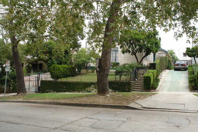 226 S Westmoreland Ave in Los Angeles, CA - Building Photo - Building Photo