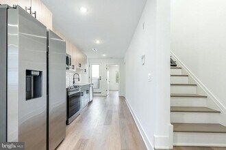 2252 N Front St in Philadelphia, PA - Building Photo - Building Photo