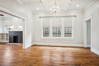 5621 Miller Ave in Dallas, TX - Building Photo - Building Photo