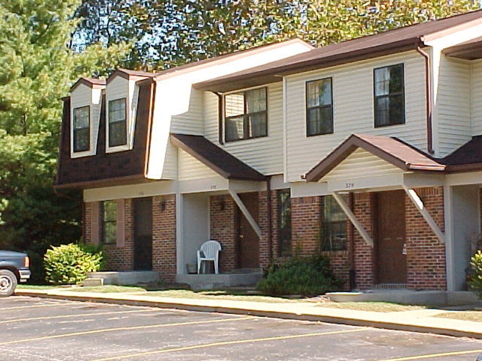 598 E Graham Pl in Bloomington, IN - Building Photo