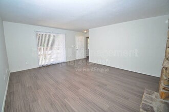 6012 S Quincy Ave in Tulsa, OK - Building Photo - Building Photo