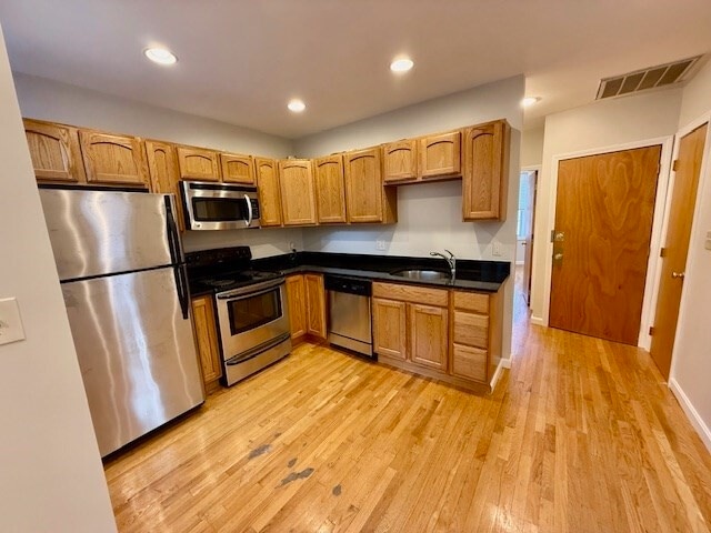 13 Snow Hill St in Boston, MA - Building Photo - Building Photo