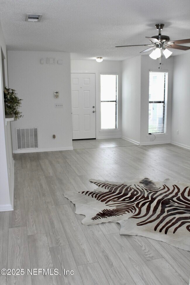 12627 Enchanted Hollow Dr in Jacksonville, FL - Building Photo - Building Photo