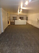 2210 Murray Hill Rd, Unit B LOFT 5 rooms down in Cleveland, OH - Building Photo - Building Photo