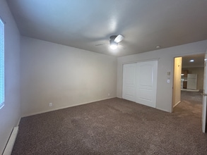 950 Sparks St N in Twin Falls, ID - Building Photo - Building Photo