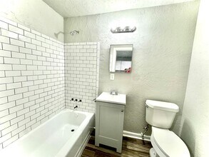 1756 W Main St in Houston, TX - Building Photo - Building Photo