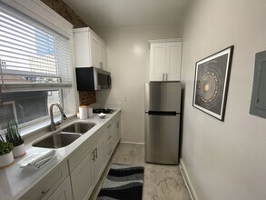 RCG 722 Hartford LLC in Los Angeles, CA - Foto de edificio - Interior Photo