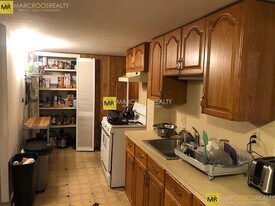 28A Cherry St, Unit 2 in Somerville, MA - Building Photo