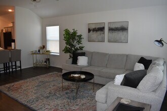 515 Ashwood St in Lowell, AR - Building Photo - Building Photo